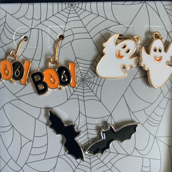 New Spooky Halloween Earrings Set/Jewelry - Picture 2 of 3